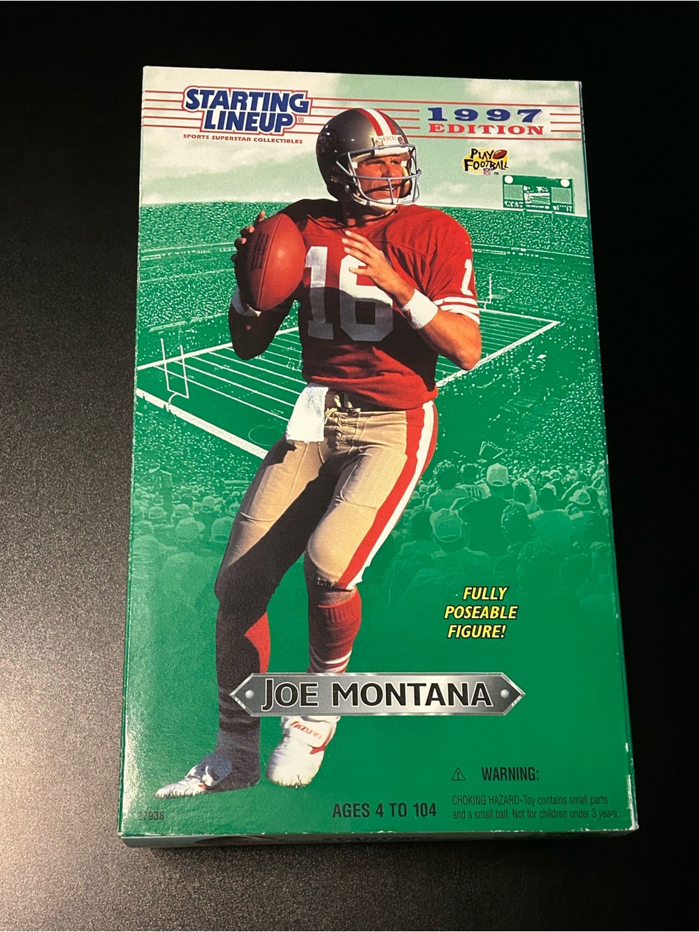 NFL Joe Montana #16 Fully Poseable Figure - San Francisco 49ers (1997 Edition)